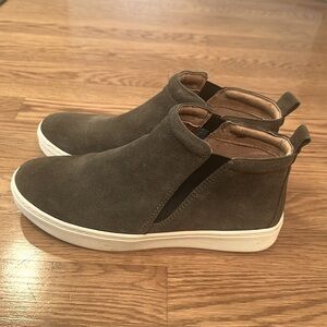 Sofft high top slip on sneakers